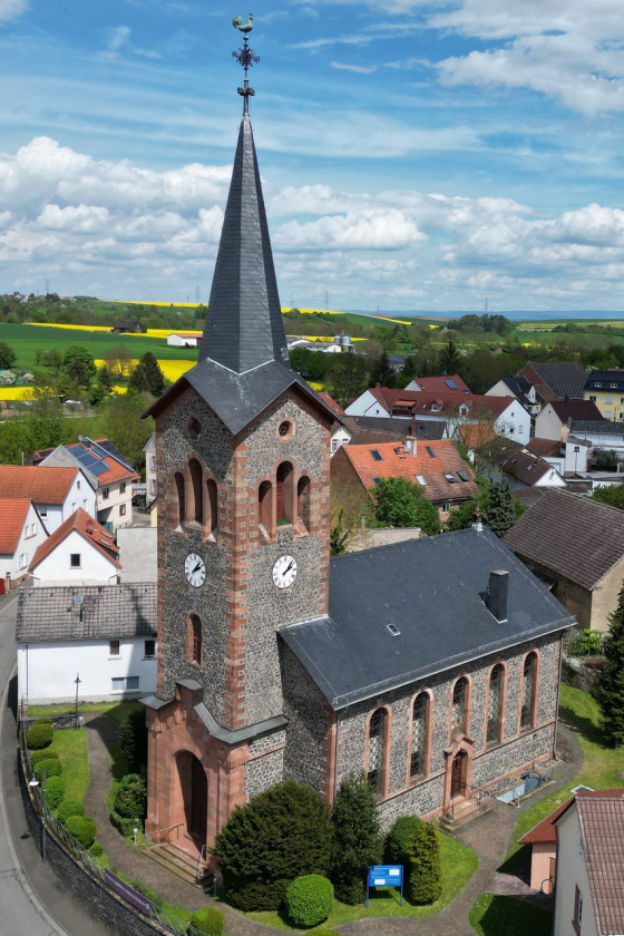Kirche Schwalheim